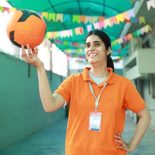 _0006_Fehmina Jan.JPG